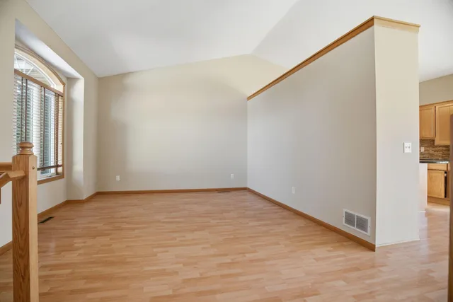 $540,000 | 10248 Washington Court Northeast, Blaine, MN 55434