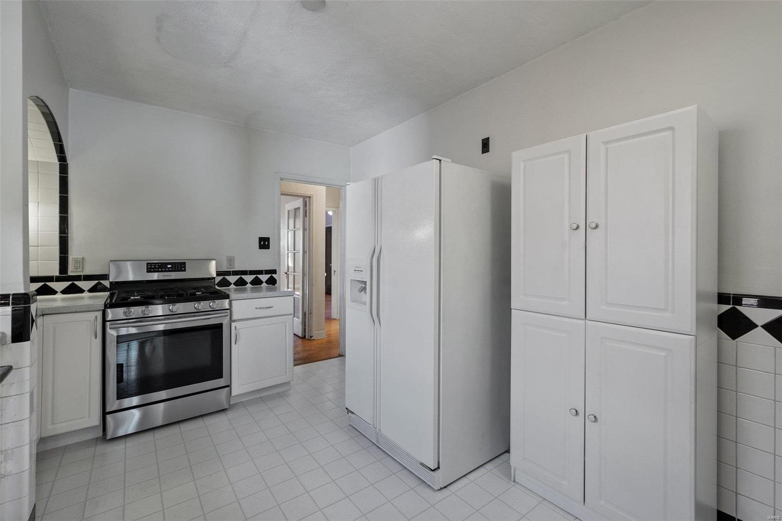 9335 Rambler Drive St. Louis, MO 63123 - Photo 12 of 29 Gallery Image 12