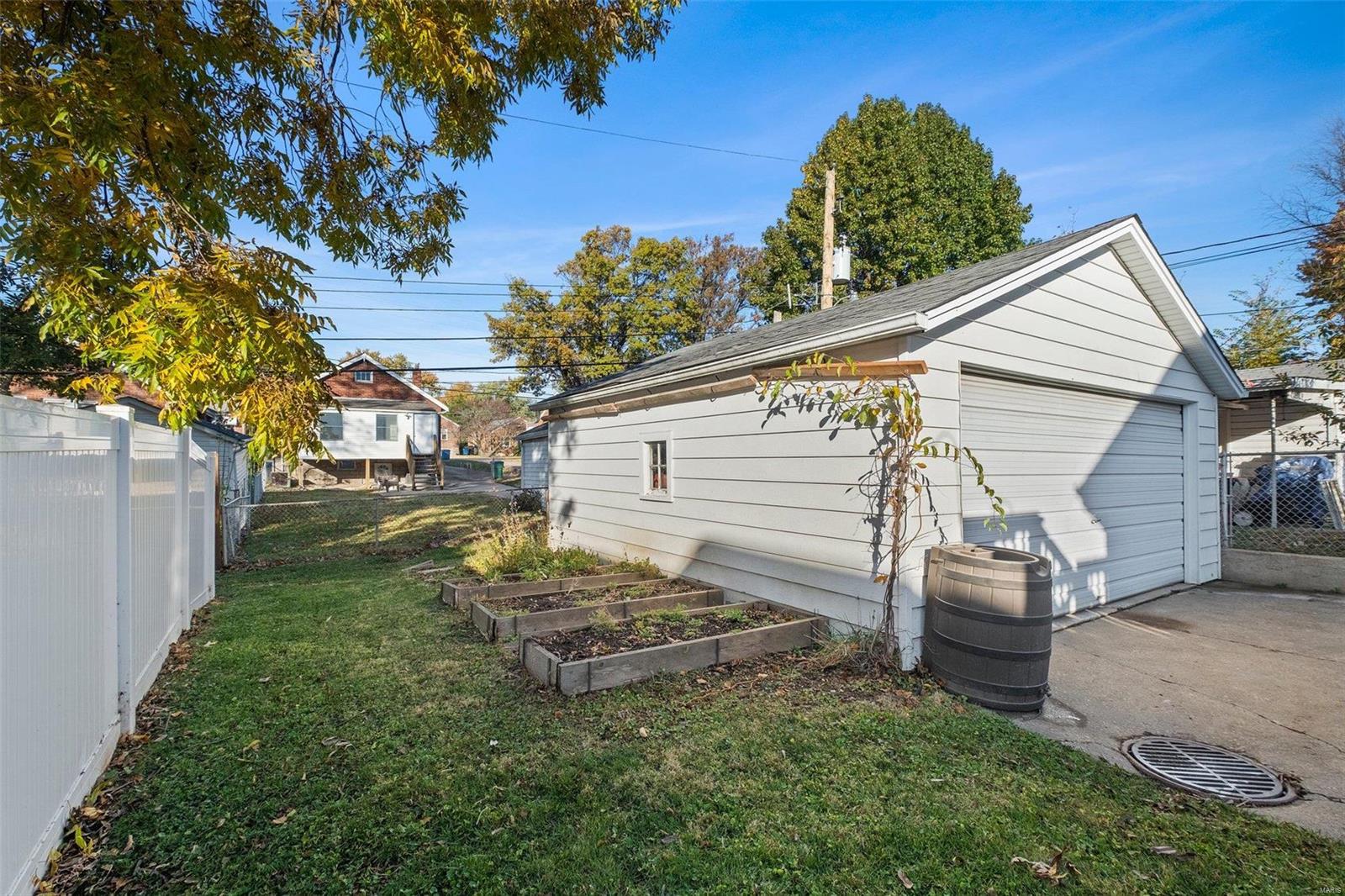 9335 Rambler Drive St. Louis, MO 63123 - Photo 28 of 29 Gallery Image 28