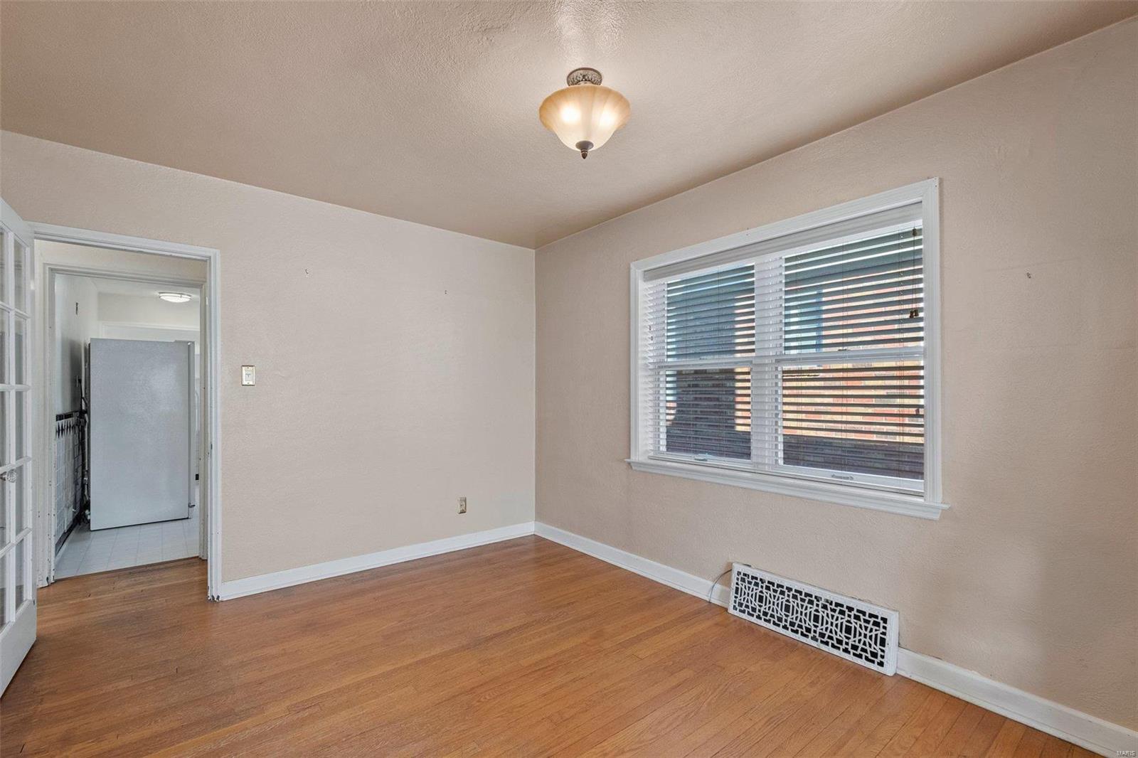9335 Rambler Drive St. Louis, MO 63123 - Photo 6 of 29 Gallery Image 6