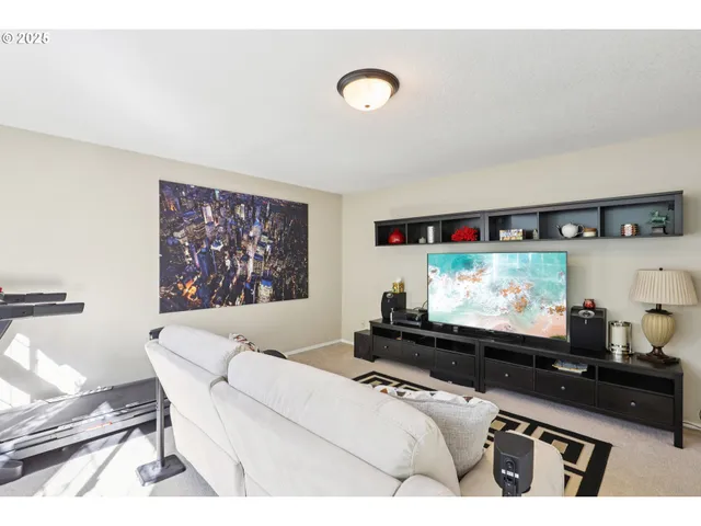 $720,000 | 1900 Northeast 158th Avenue, Vancouver, WA 98684