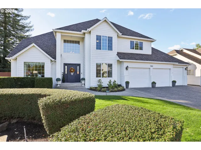 $720,000 | 1900 Northeast 158th Avenue, Vancouver, WA 98684