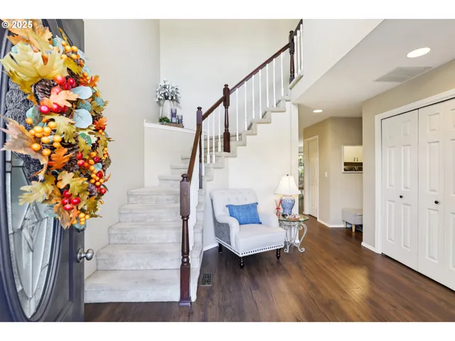 $720,000 | 1900 Northeast 158th Avenue, Vancouver, WA 98684