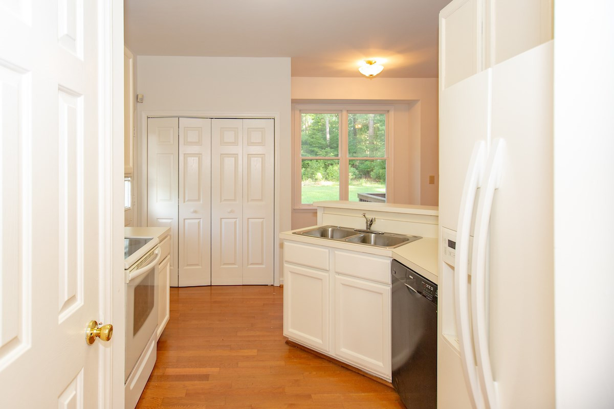 4811 Mandel Road Durham, NC 27712 - Photo 10 of 28 Photo 10