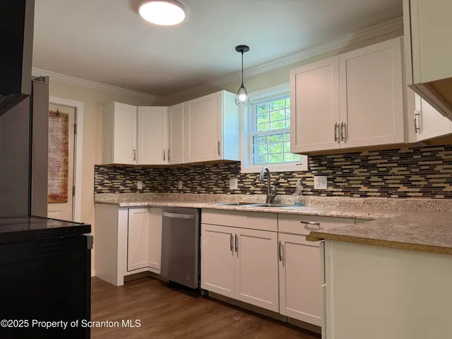 $244,900 | 65 East Overbrook Avenue, Shavertown, PA 18708