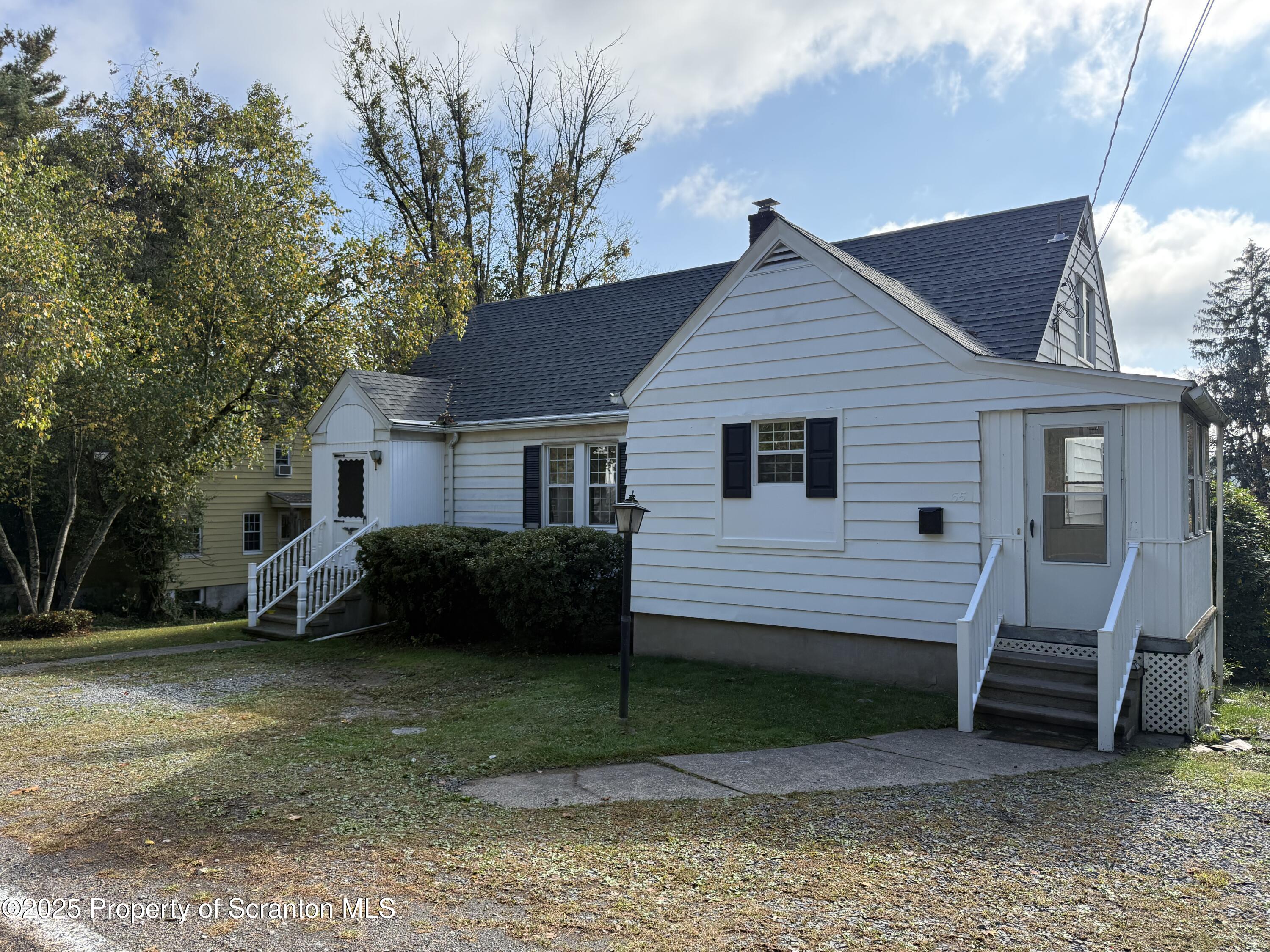 65 East Overbrook Avenue Shavertown, PA 18708 - Photo 3 of 37 IMG_3937