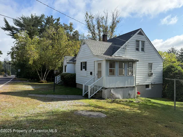 $244,900 | 65 East Overbrook Avenue, Shavertown, PA 18708