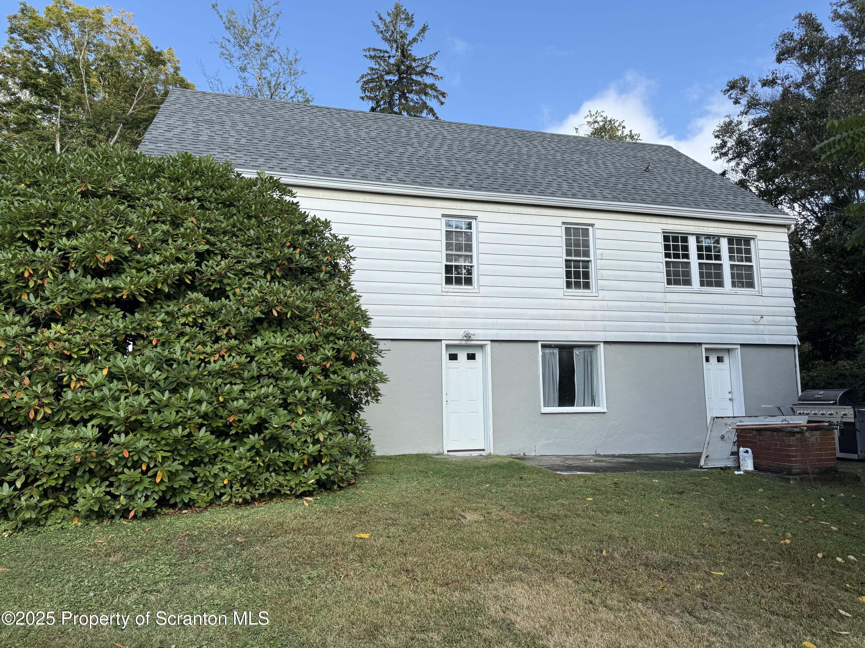 65 East Overbrook Avenue Shavertown, PA 18708 - Photo 6 of 37 IMG_3940