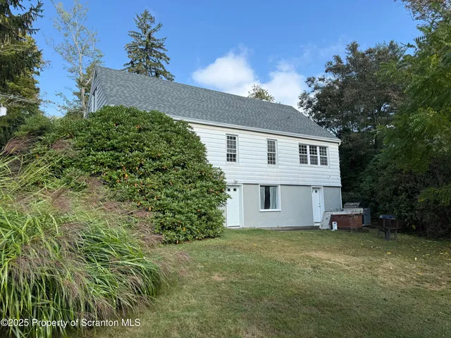 $244,900 | 65 East Overbrook Avenue, Shavertown, PA 18708