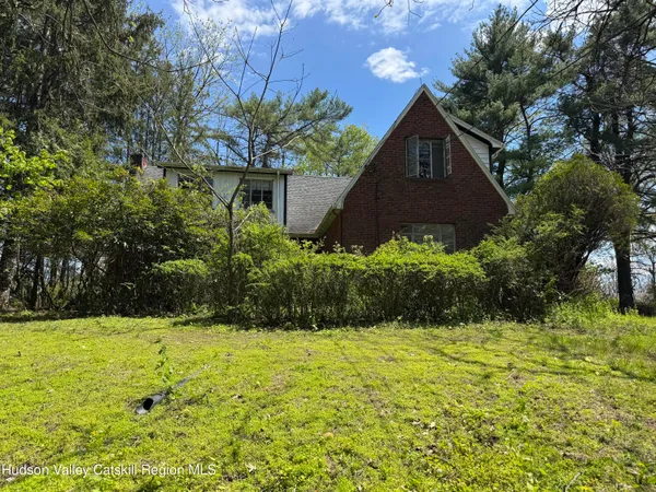 $369,900 | 175 Dewitt Mills Road, Hurley, NY 12443