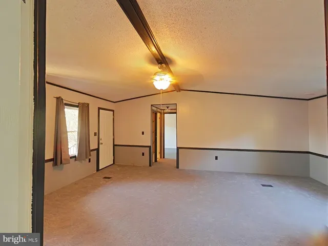 $119,900 | 902 Lakeview Drive, Green Lane, PA 18054