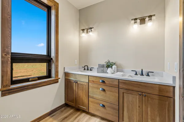 $1,823,400 | 6570 Meadows Lane, Flagstaff, AZ 86004