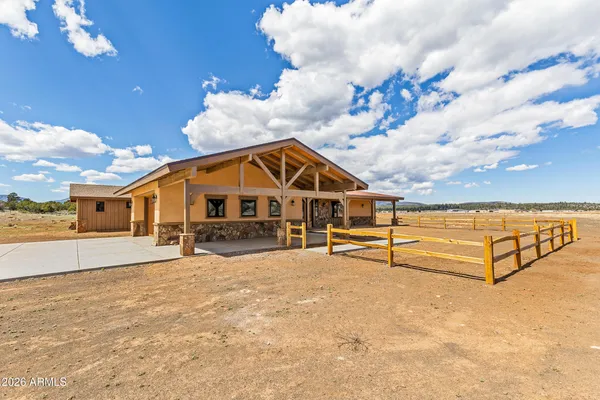 $1,823,400 | 6570 Meadows Lane, Flagstaff, AZ 86004