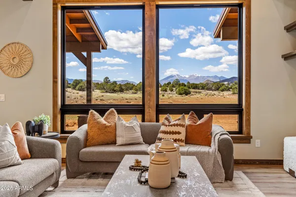 $1,823,400 | 6570 Meadows Lane, Flagstaff, AZ 86004