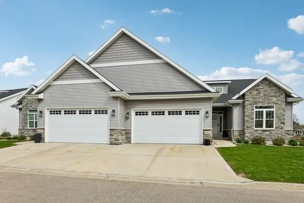 $625,000 | 22 Prince Way, Fitchburg, WI 53711