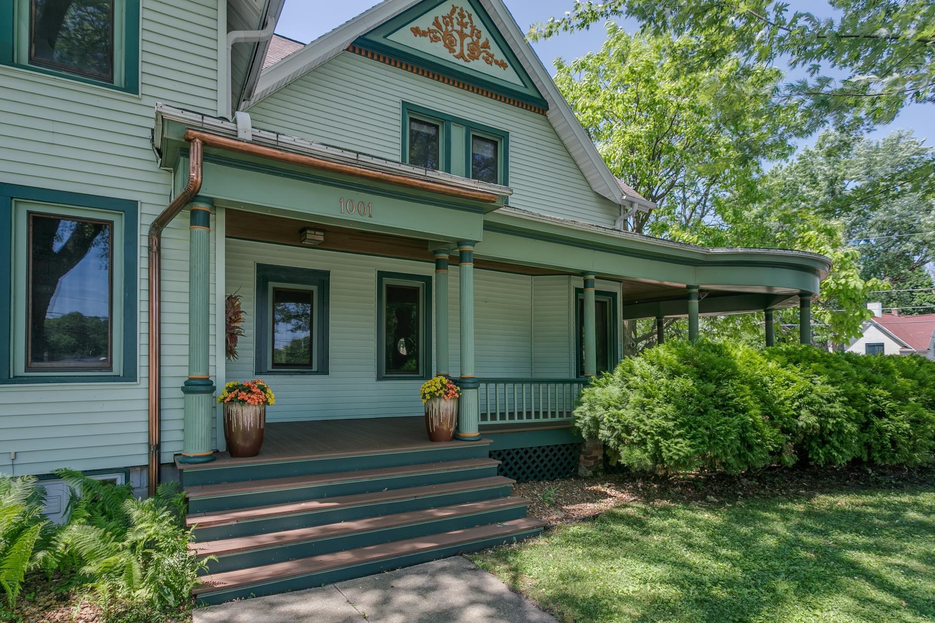 1001 South Lawe Street Appleton, WI 54915 - Photo 2 of 62
