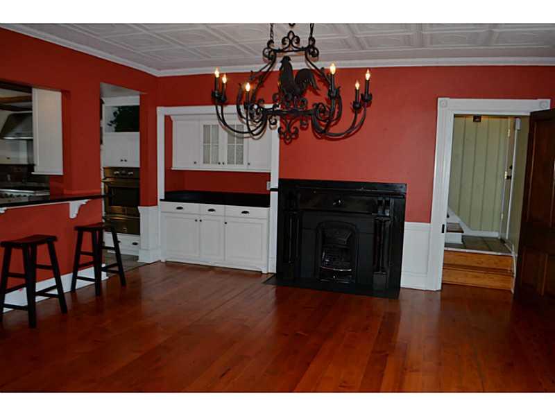 804 Blackburn Road Sewickley, PA 15143 - Photo 5 of 25 Dining Room.