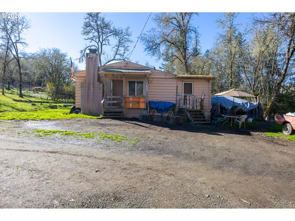 $365,000 | 1176 Whistlers Lane, Roseburg, OR 97470