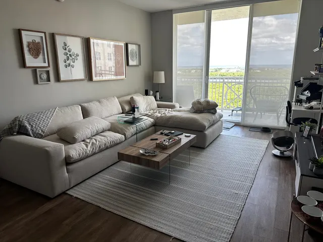 $3,500 | 350 North Federal Highway, Unit 1006S, Boynton Beach, FL 33435