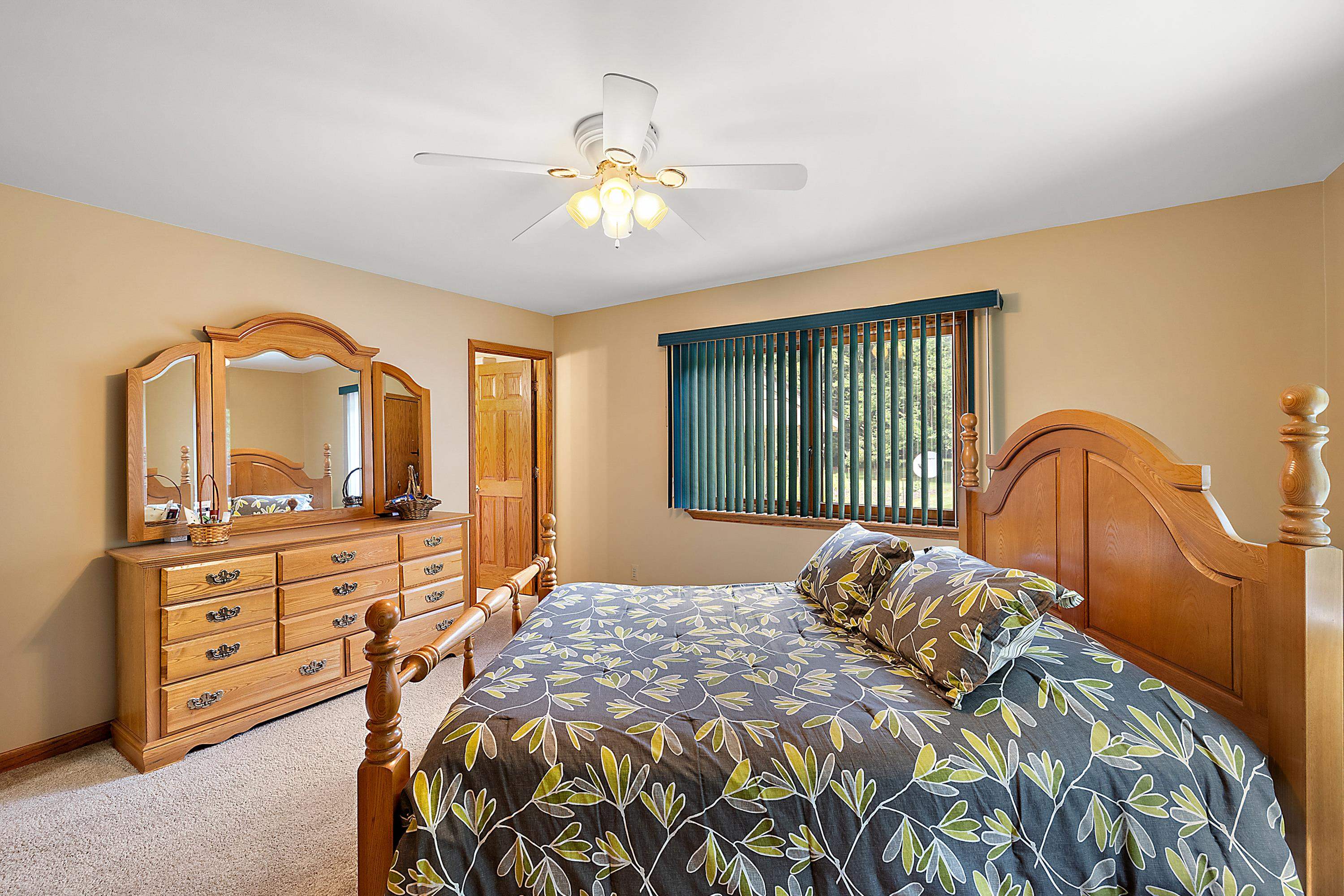 6870 Holland Road Algonac, MI 48001 - Photo 59 of 81 50151643-80c41e3a-1f03-41f8-b6e1-353e6c4e44ee.JPG