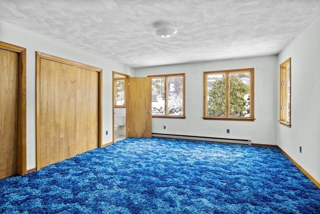 44 Sumner Street Gloucester, MA 01930 - Photo 26 of 40 an empty room with windows