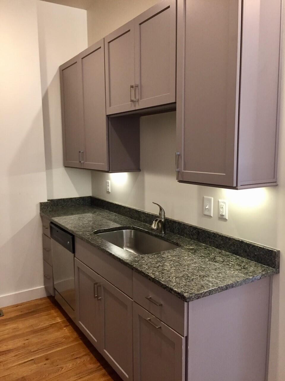 247 Rutledge Avenue, Unit A Charleston, SC 29403 - Photo 9 of 19 20220302162926036341000000-o