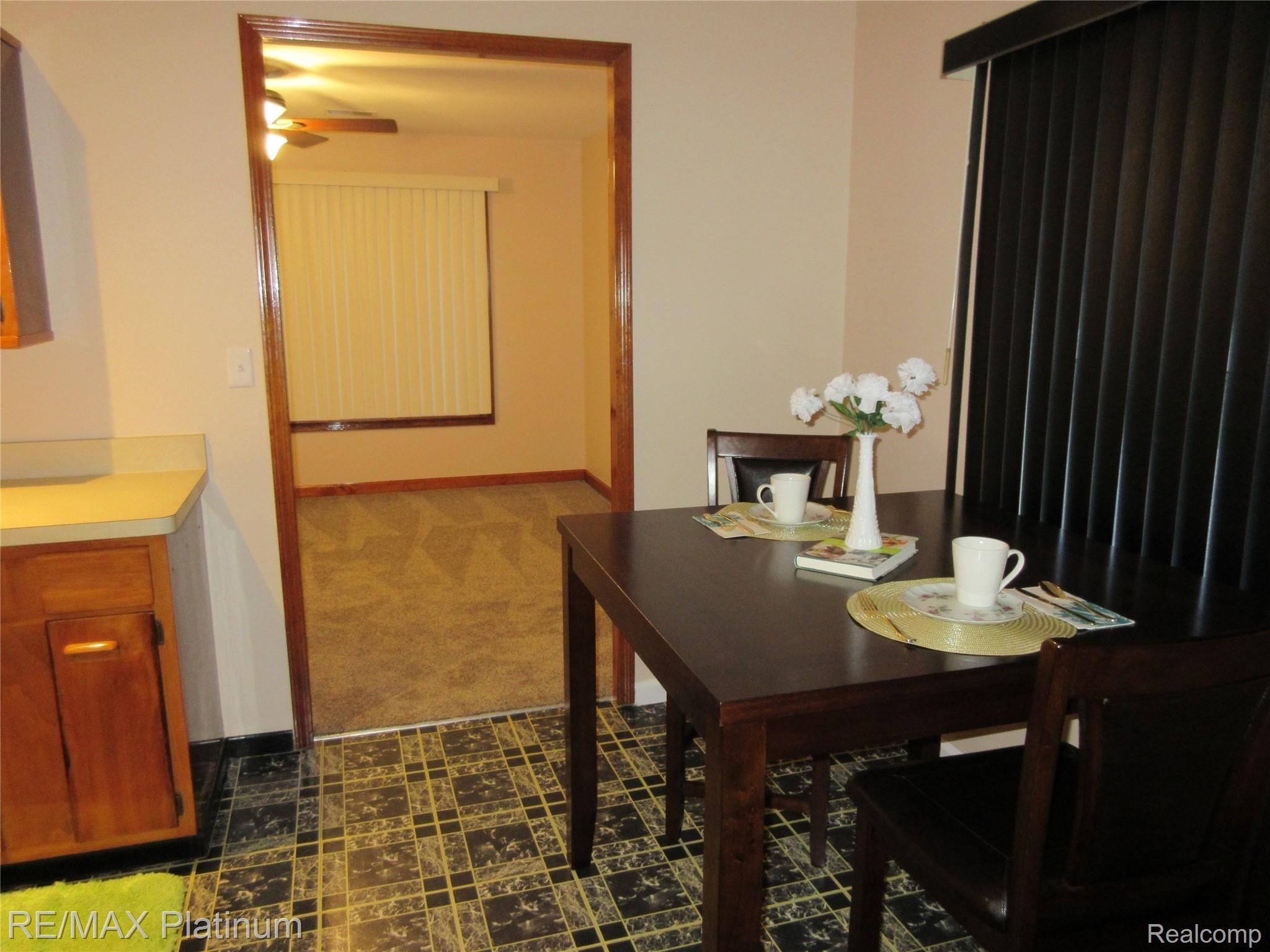 9233 Lee Road Brighton, MI 48116 - Photo 13 of 35 2020-03-27 06.32