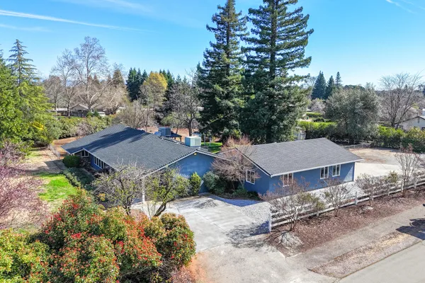 $599,990 | 19767 Paso Robles Avenue, Redding, CA 96003