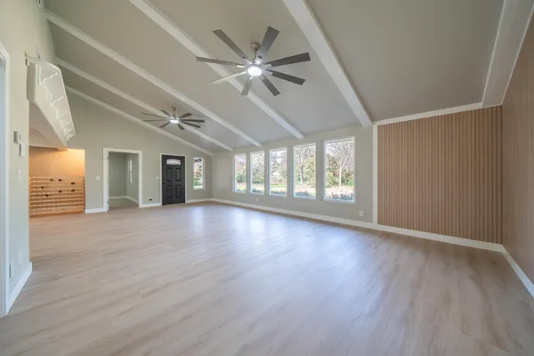 $599,990 | 19767 Paso Robles Avenue, Redding, CA 96003