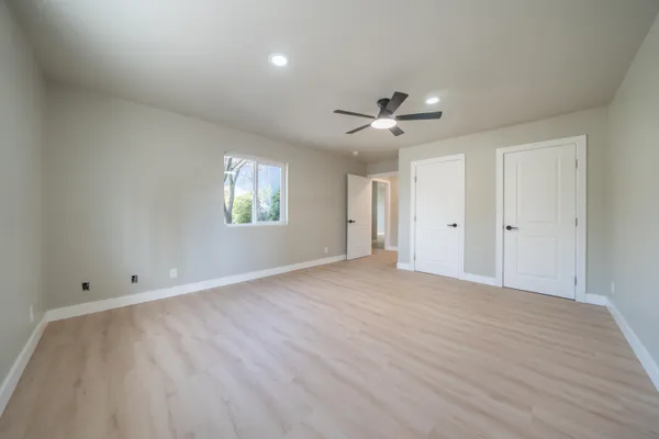 $599,990 | 19767 Paso Robles Avenue, Redding, CA 96003