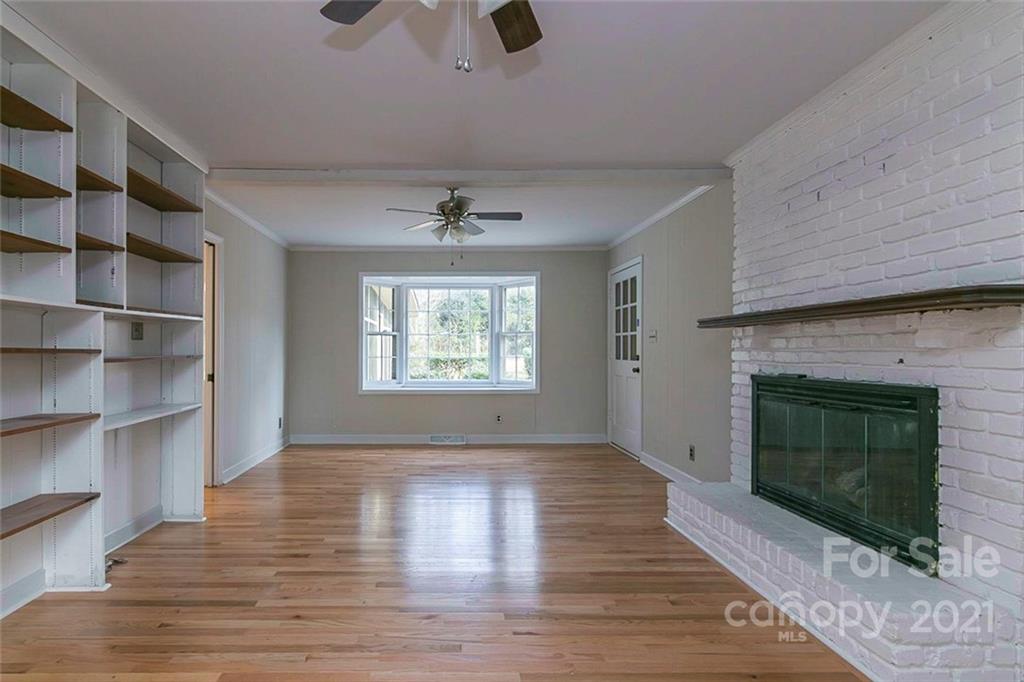 7210 Leesburg Road Charlotte, NC 28215 - Photo 5 of 18 Gallery Image 5