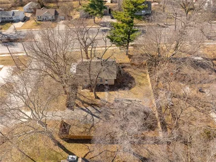 $220,000 | 7005 Raytown Road, Raytown, MO 64133