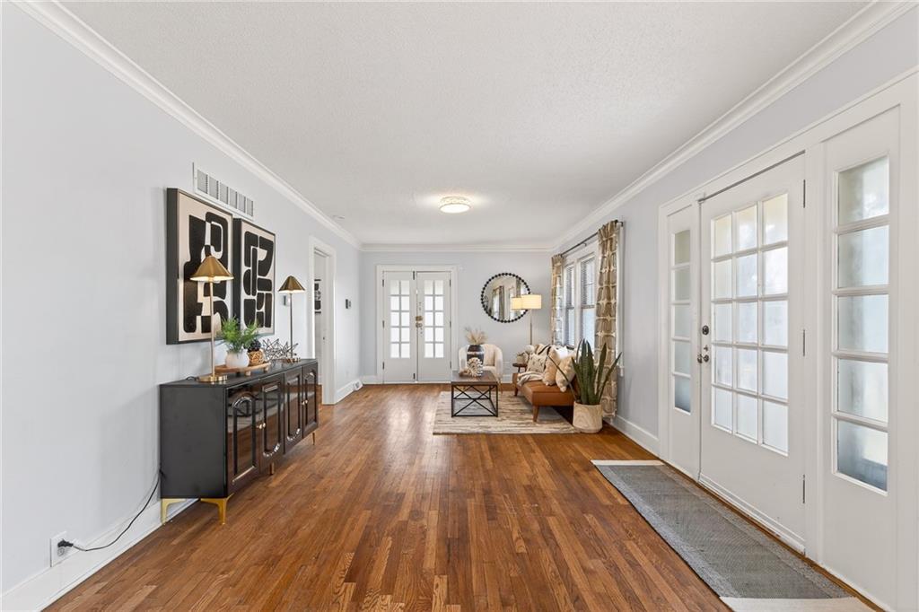 7005 Raytown Road Raytown, MO 64133 - Photo 4 of 25