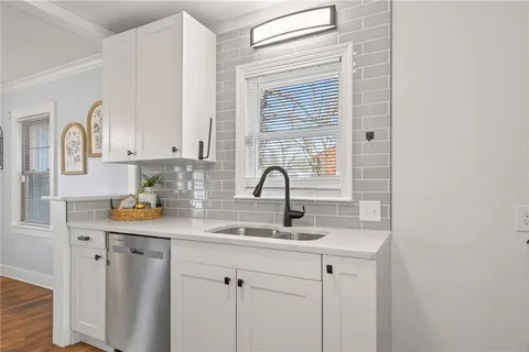 $220,000 | 7005 Raytown Road, Raytown, MO 64133