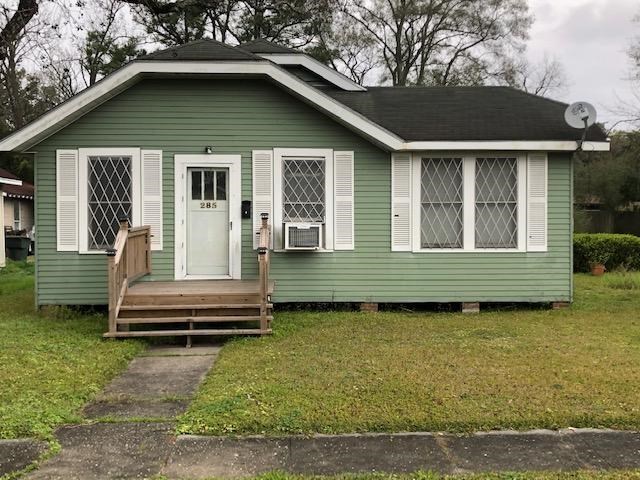 285 Adams Street Beaumont, TX 77705 - Photo 1 of 1
