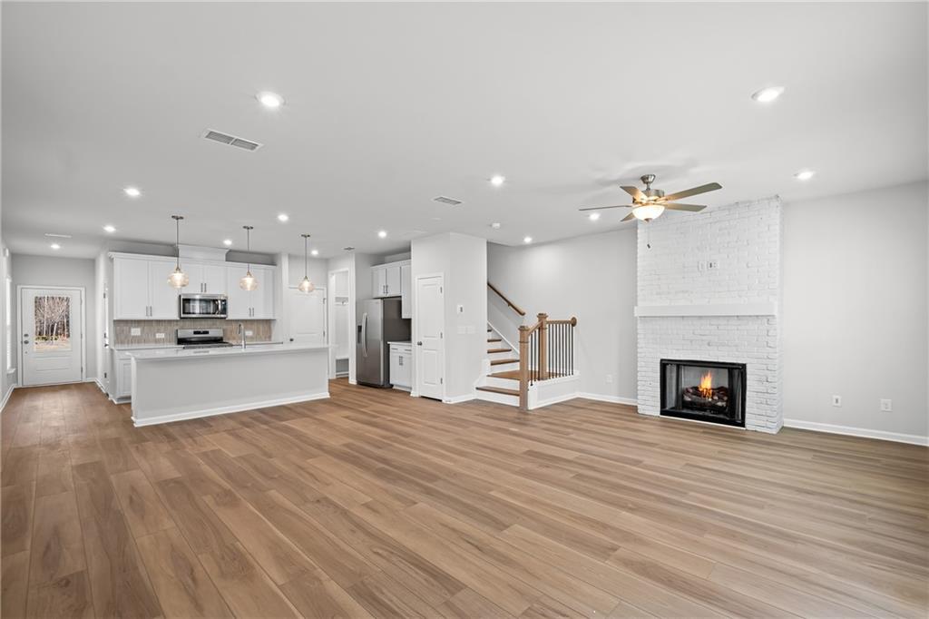 5703 Tillman Way Powder Springs, GA 30127 - Photo 5 of 16