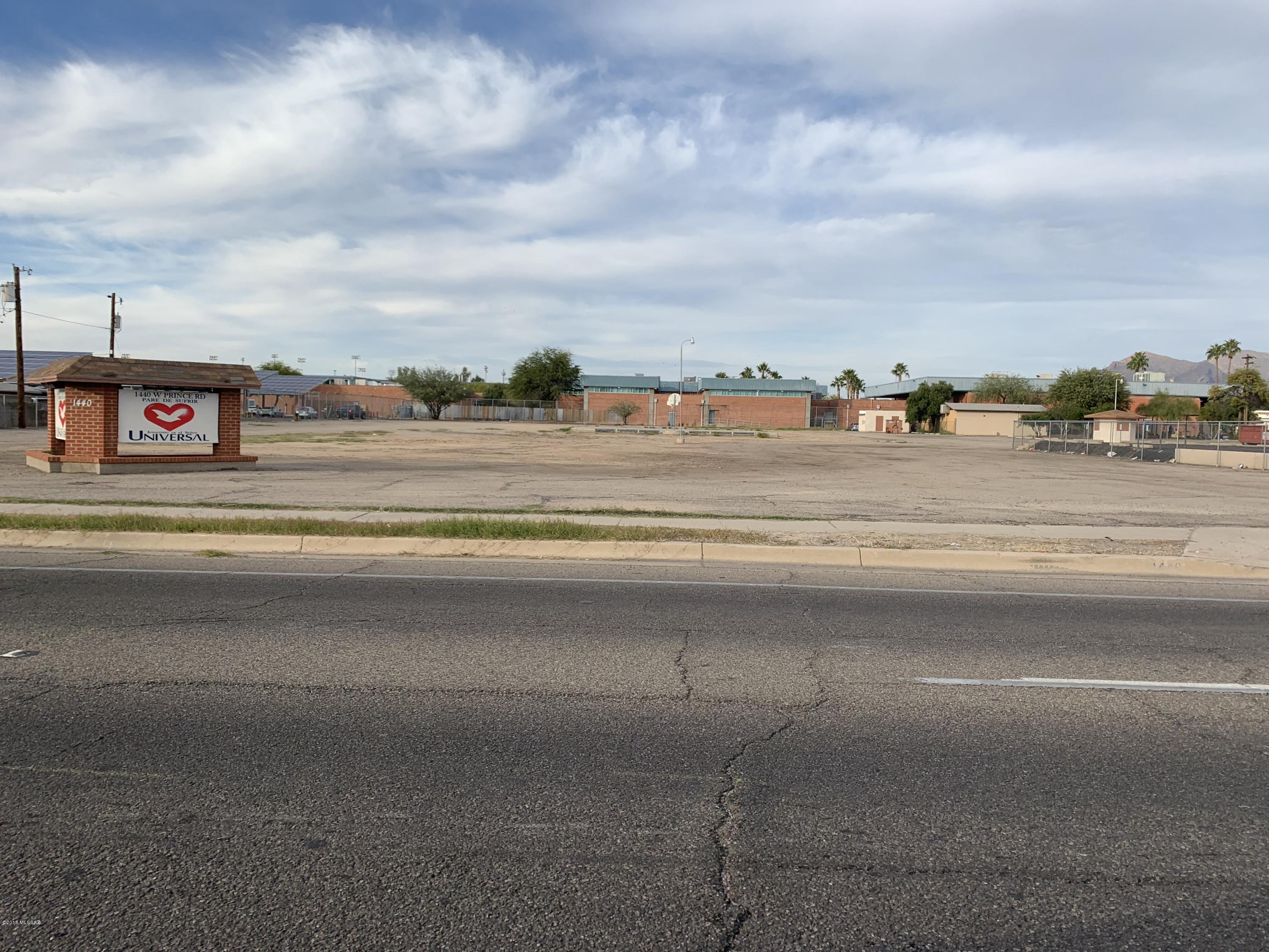 1440 West Prince Road Tucson, AZ 85705 - Photo 2 of 10