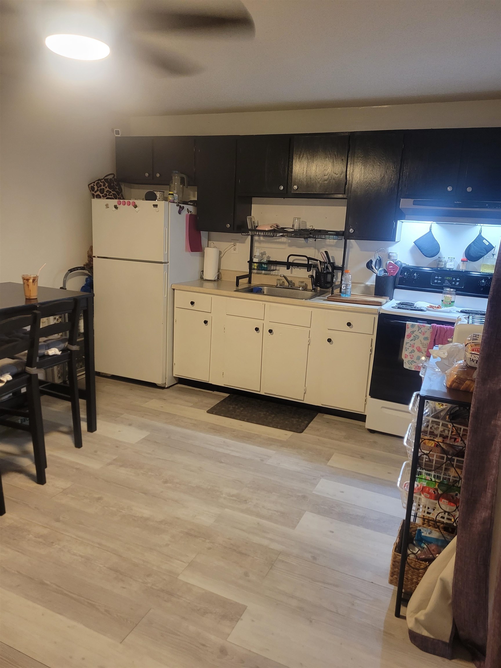 1265 Bodwell Road, Unit 8 Manchester, NH 03109 - Photo 4 of 22