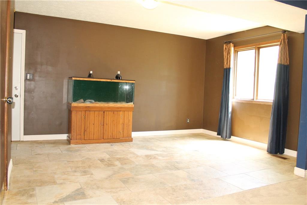 486 Covered Bridge Road Greenwood, IN 46142 - Photo 12 of 22 Gallery Image 12
