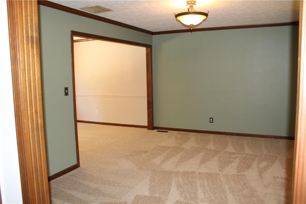 486 Covered Bridge Road Greenwood, IN 46142 - Photo 10 of 22 Gallery Image 10