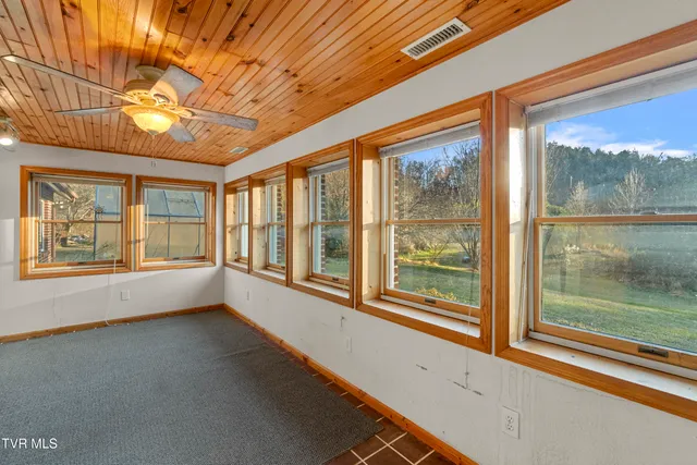 $565,000 | 604 Sandy Valley Road, Rogersville, TN 37857