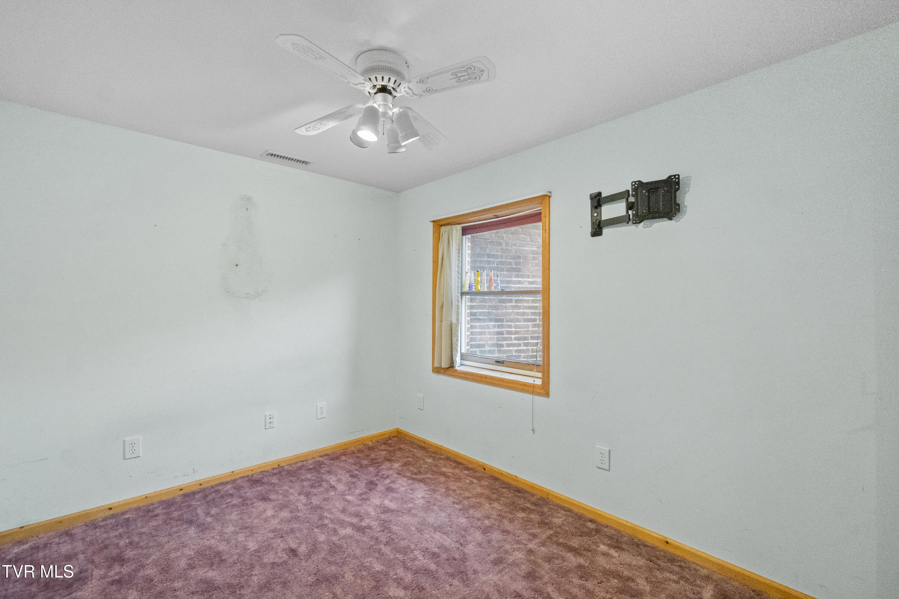 604 Sandy Valley Road Rogersville, TN 37857 - Photo 36 of 45 DSC04627