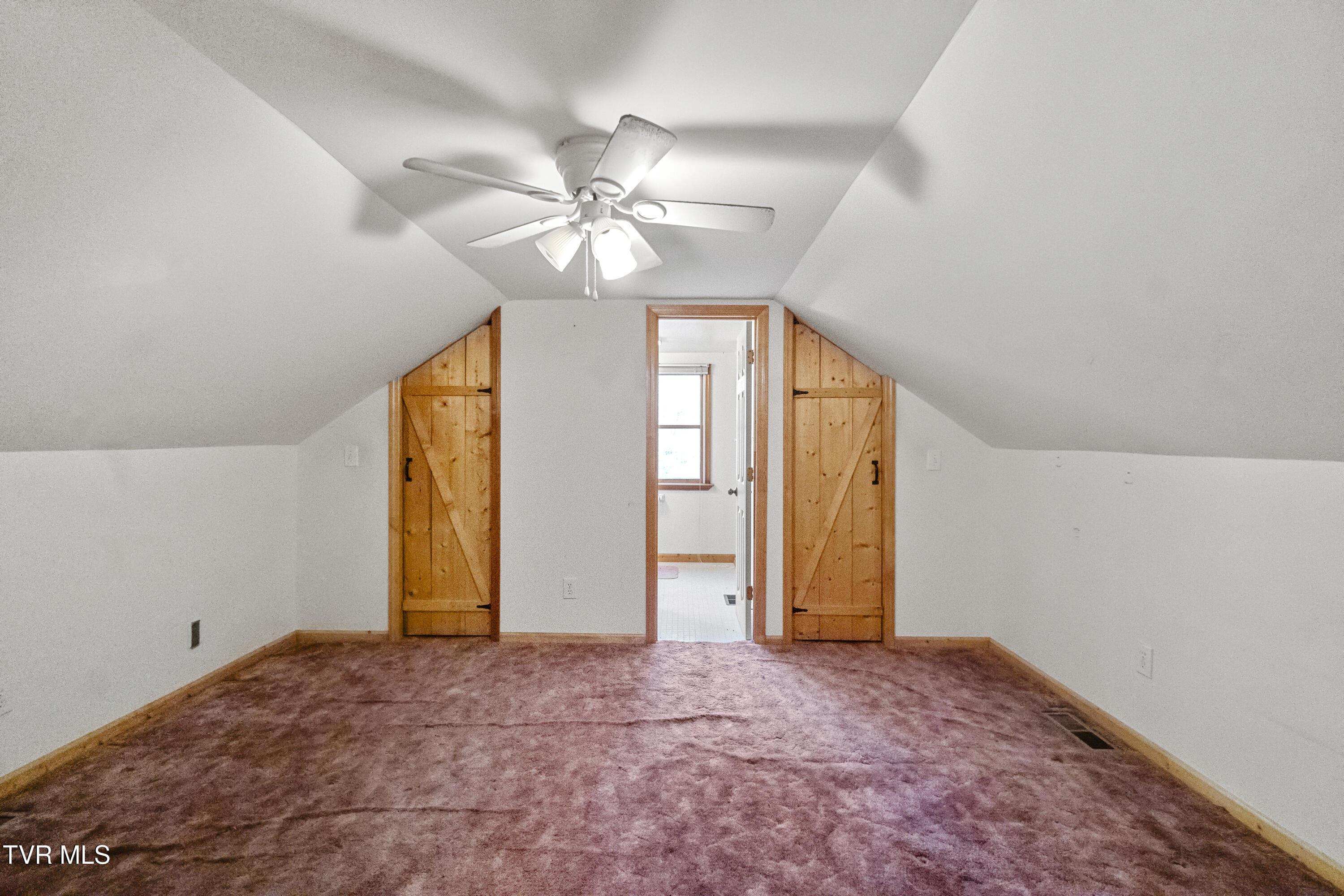 604 Sandy Valley Road Rogersville, TN 37857 - Photo 39 of 45 DSC04636