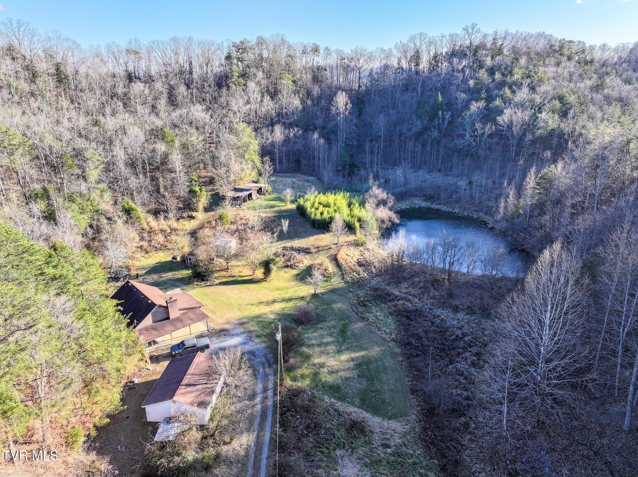 604 Sandy Valley Road Rogersville, TN 37857 - Photo 7 of 45 DJI_20251212181156_0022_D
