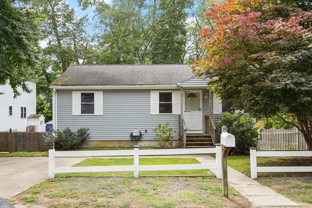 24 Hawthorne Road Norton, MA 02766 - Photo 1 of 11 Gallery Image 1