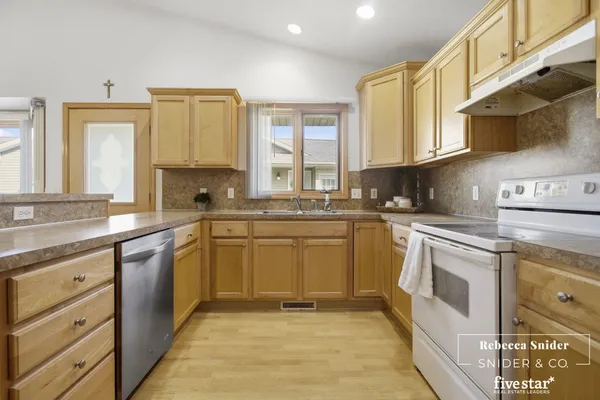 $388,000 | 7063 Baltic Drive Southwest, Byron Center, MI 49315