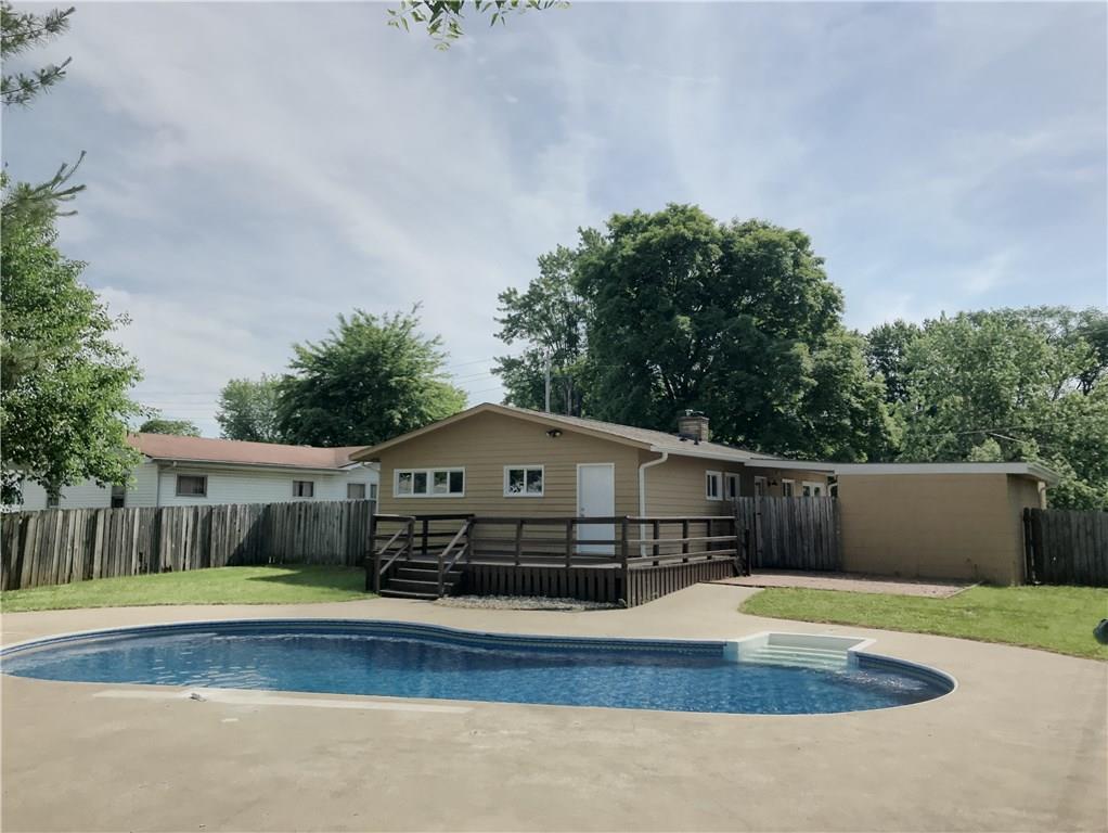 1804 Beam Road Columbus, IN 47201 - Photo 1 of 17 Gallery Image 1