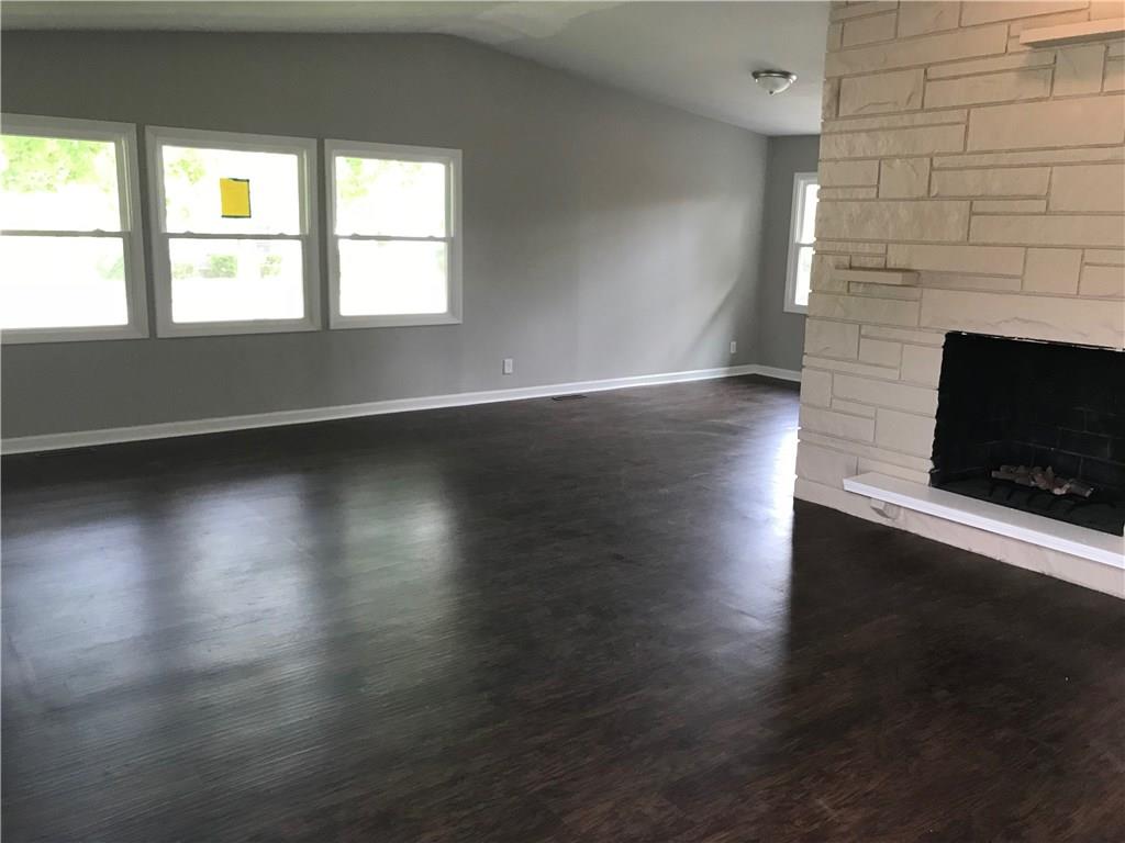 1804 Beam Road Columbus, IN 47201 - Photo 7 of 17 Gallery Image 7