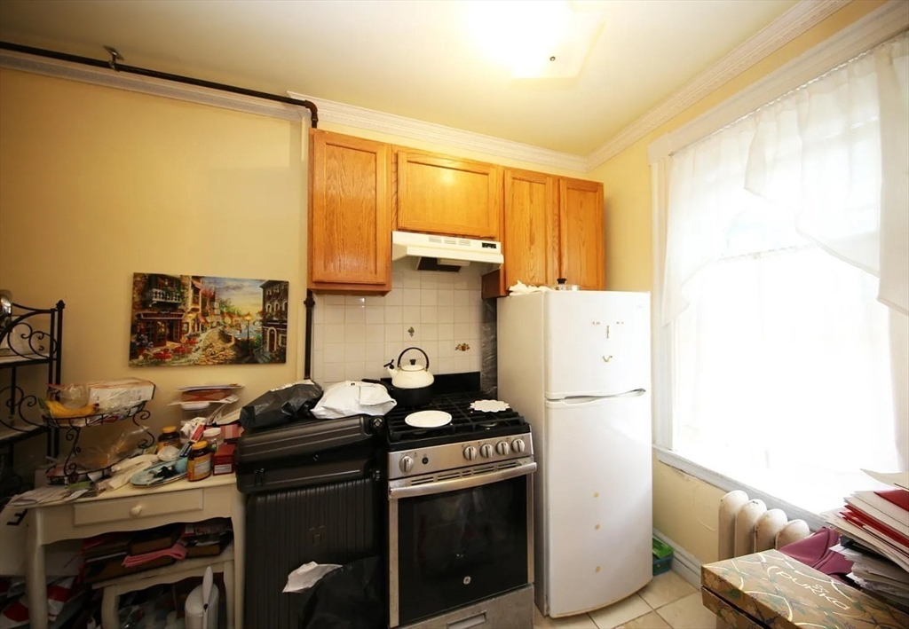 60 Queensberry Street, Unit 18 Boston, MA 02215 - Photo 4 of 6