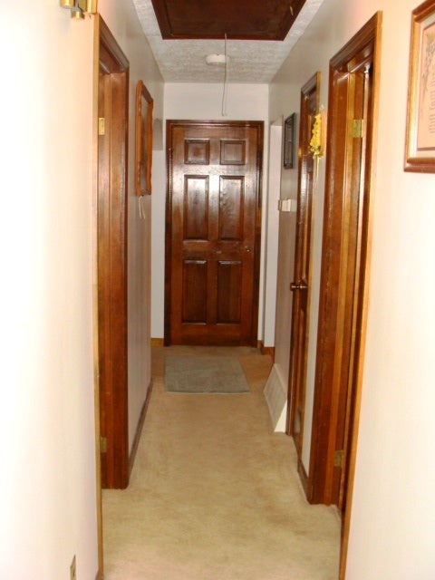 2258 Eads Mill Road Princeton, WV 24739 - Photo 7 of 11 hallway